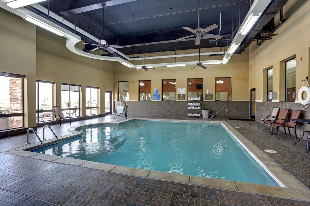 Comfort Suites Batesville Buitenkant foto