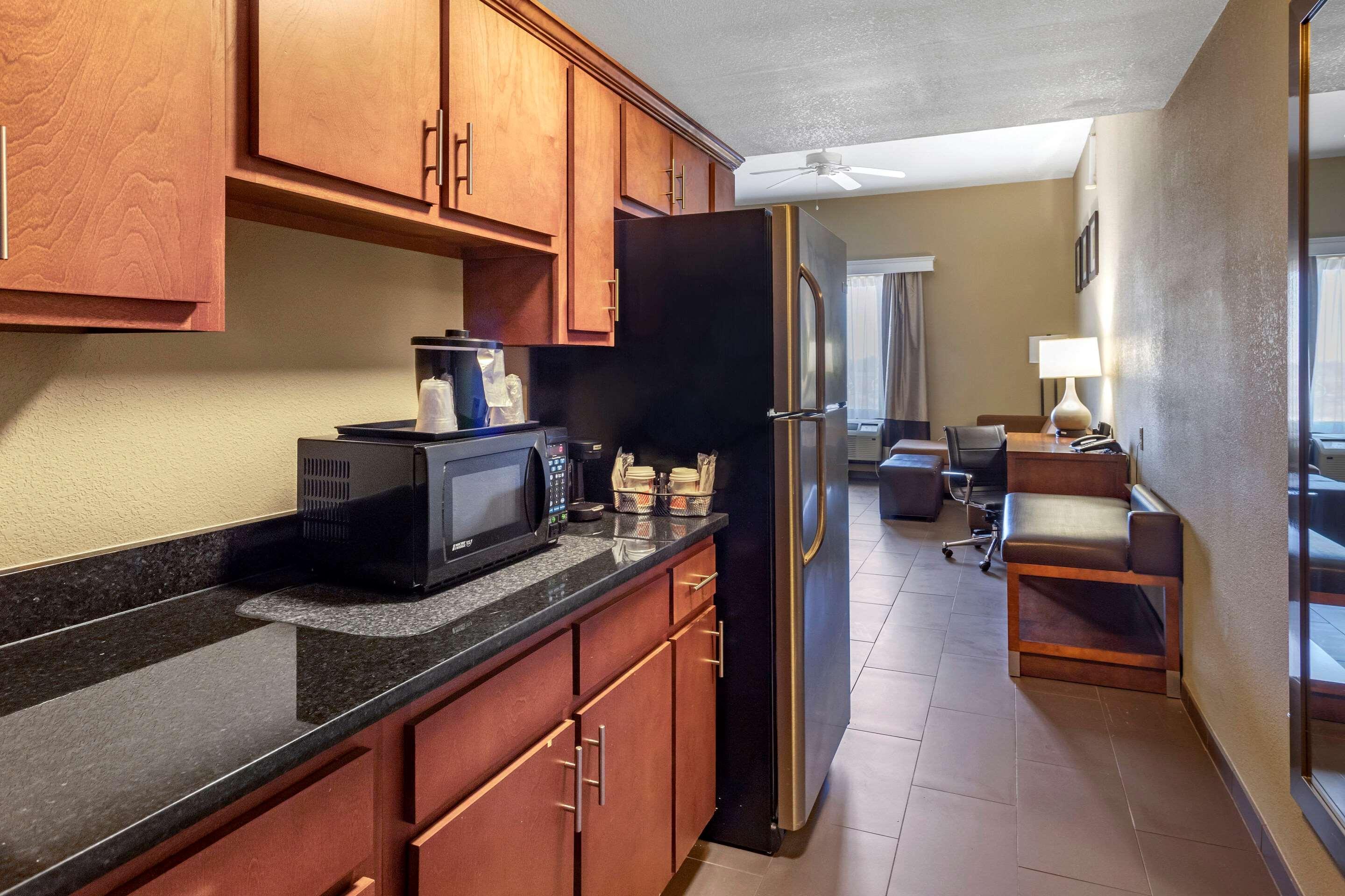 Comfort Suites Batesville Buitenkant foto