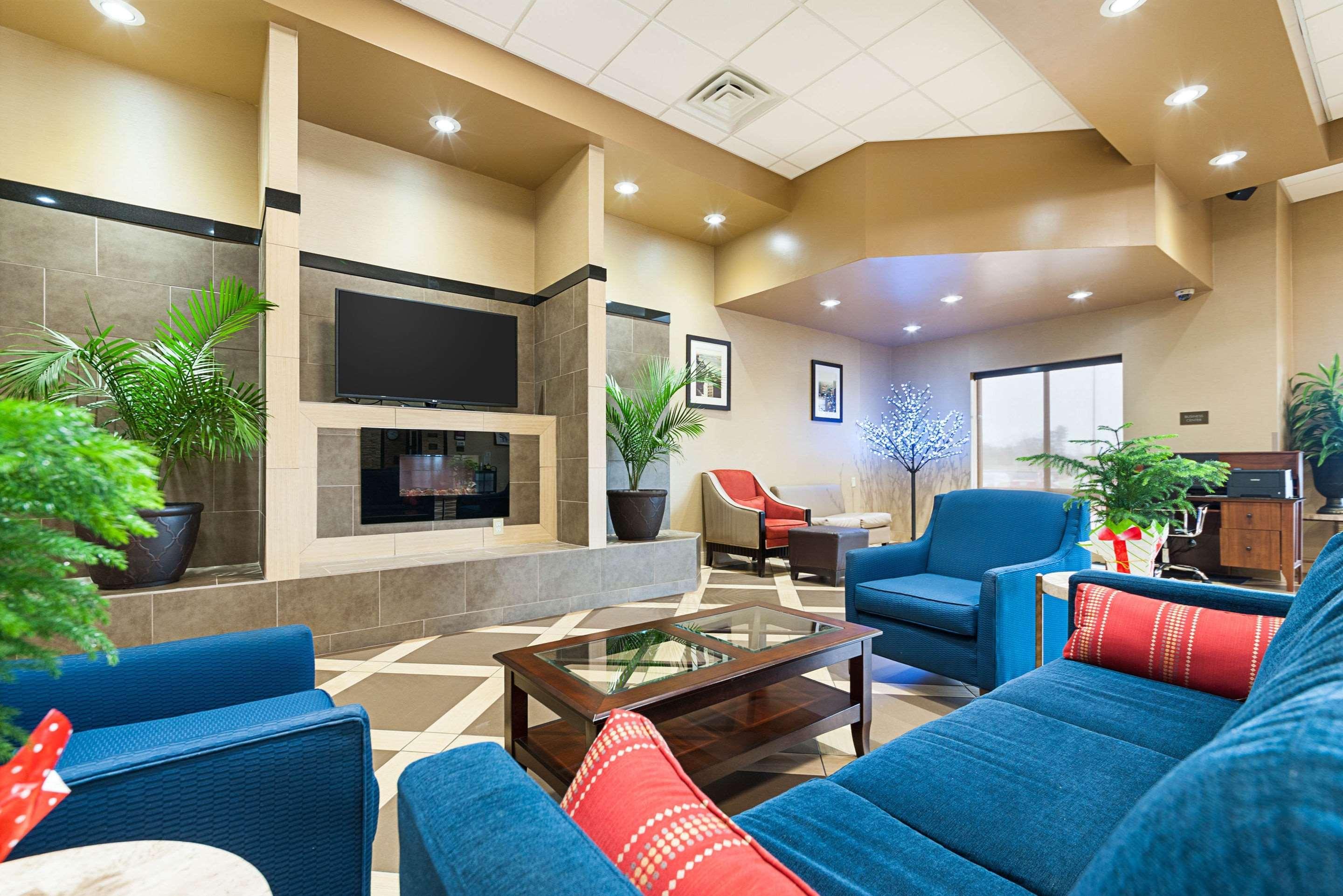 Comfort Suites Batesville Buitenkant foto