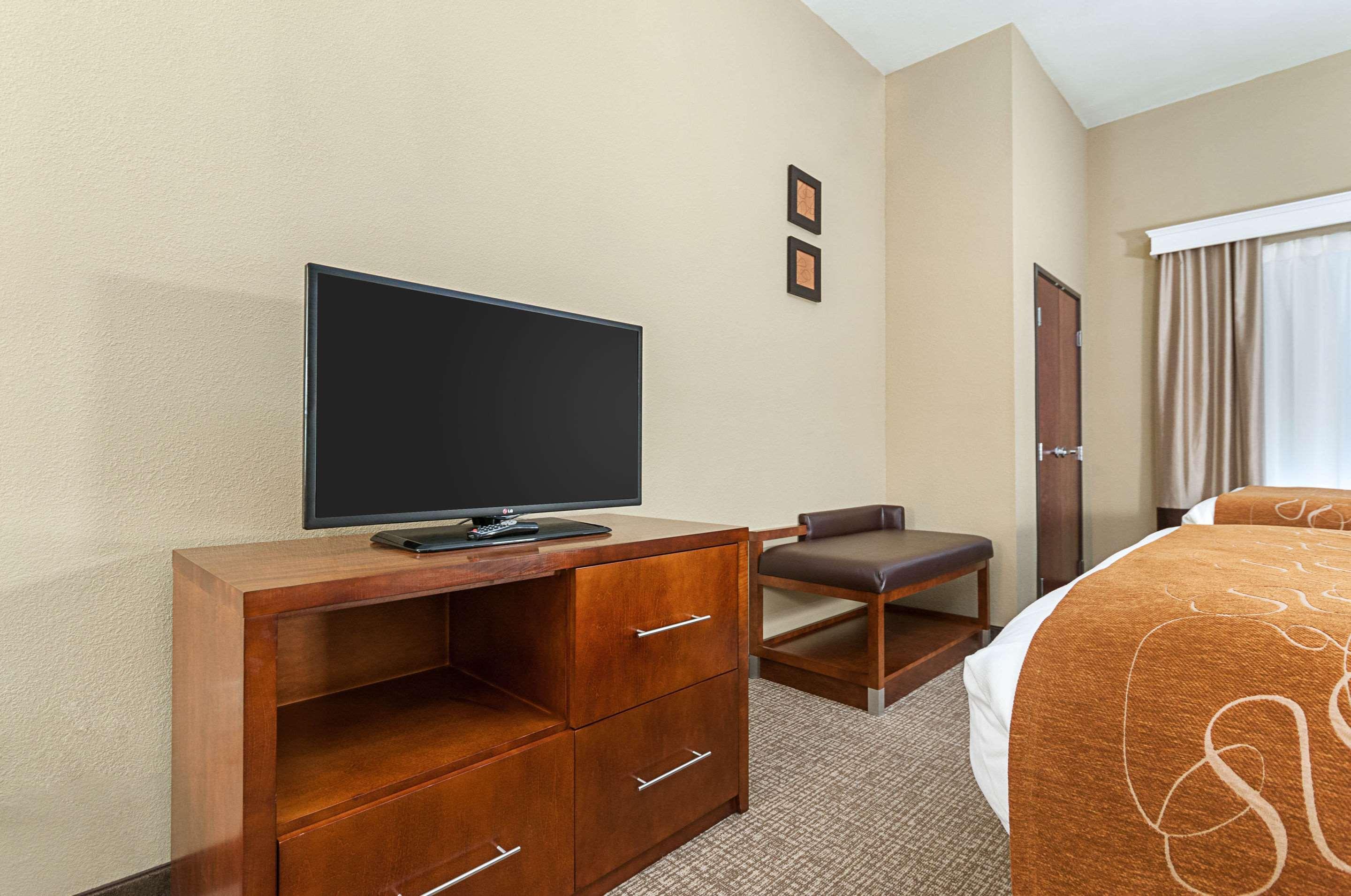 Comfort Suites Batesville Buitenkant foto