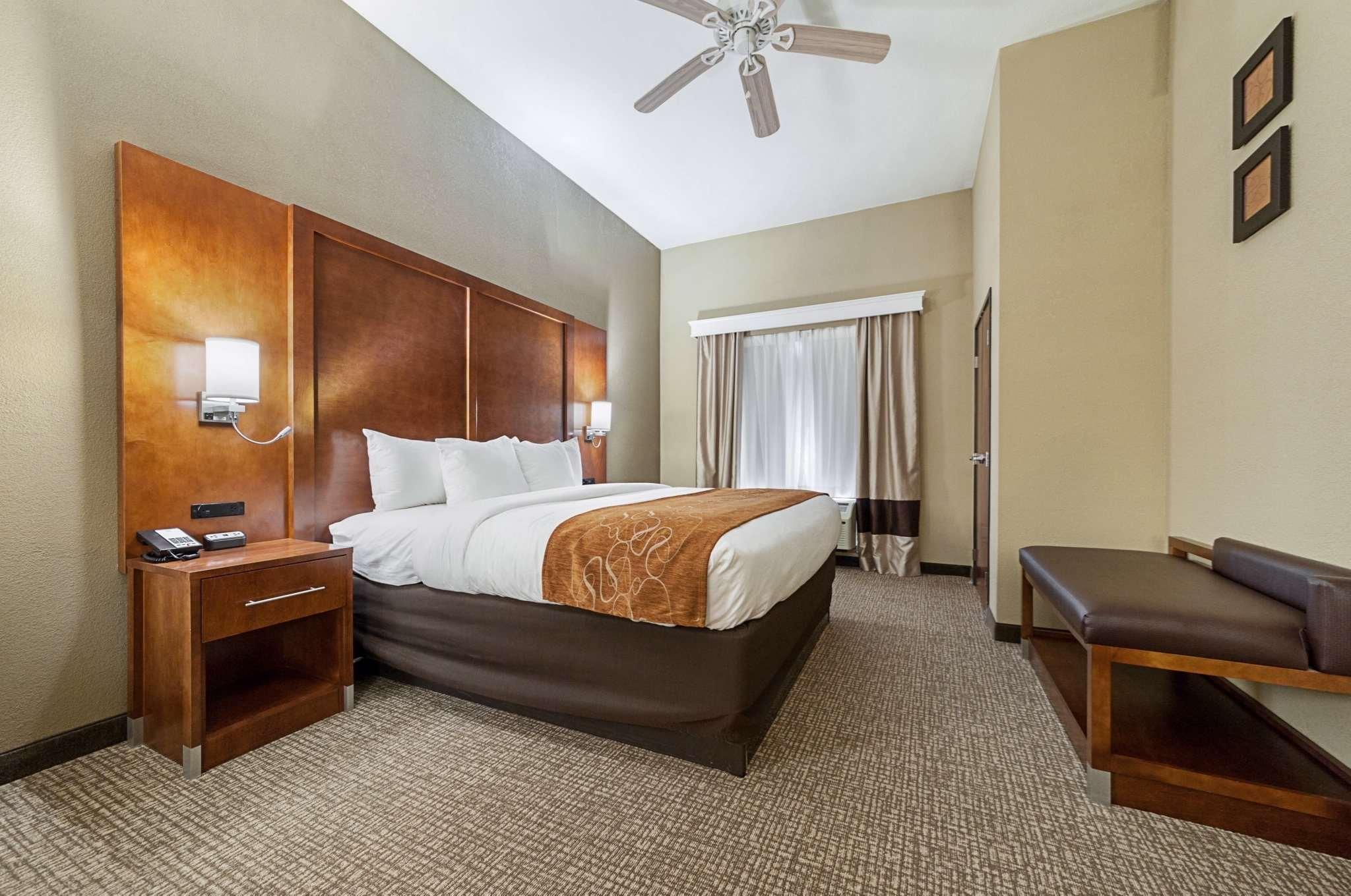 Comfort Suites Batesville Buitenkant foto